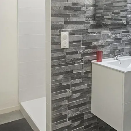 2 Bedroom Amazing In * Le Pellerin